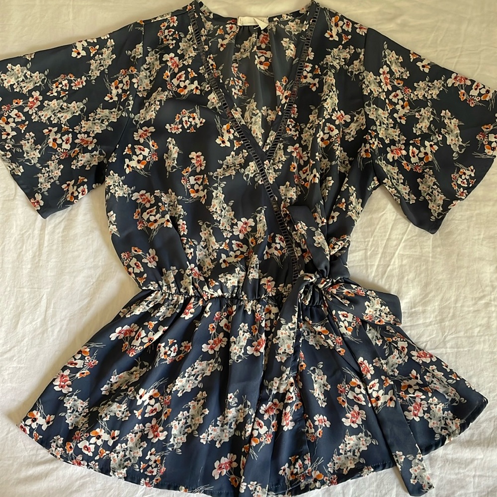 Sienna Sky Floral Wrap Top - Size S